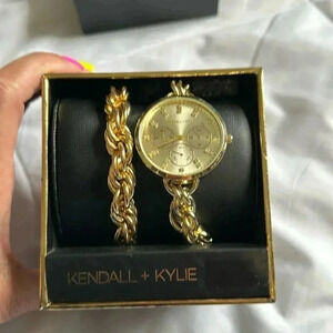 NWT Kendal & Kyle Watch and Bracelet Set Gold Tone